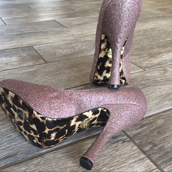 EUC Betsey Johnson Rose Glitter Platform Heels sz8 - Picture 2 of 5